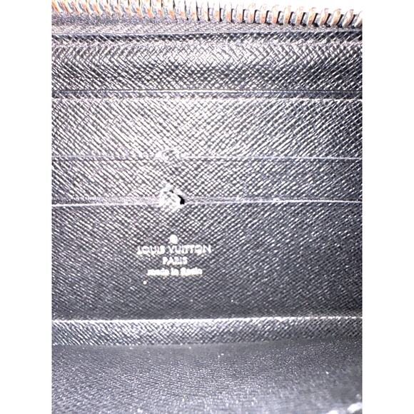 Vintage Louis Vuitton Womens Black Epi Zippy Wallet - Picture 5 of 8